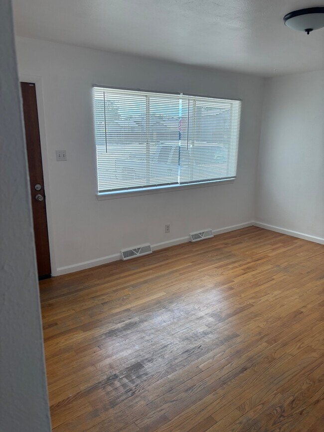 Photo - 3607 Sheffield Ln