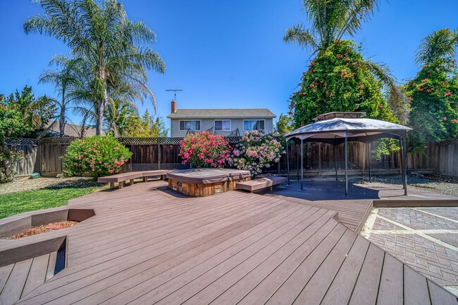 Photo - 35216 Wycombe Pl