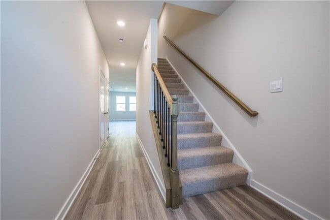 Photo - 104 delmonica Dr