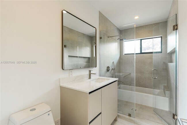 Photo - 925 Algaringo Ave