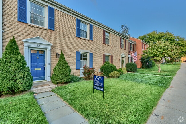Building Photo - 23 Rye Ct Rental