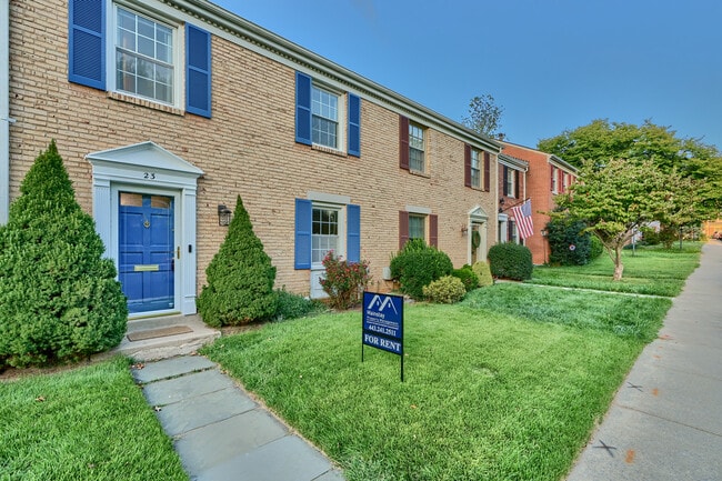 Photo - 23 Rye Ct Townhome
