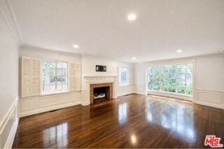 Photo - 214 S Spalding Dr