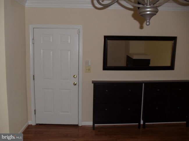 Building Photo - 1541 Northern Neck Dr Unit 201