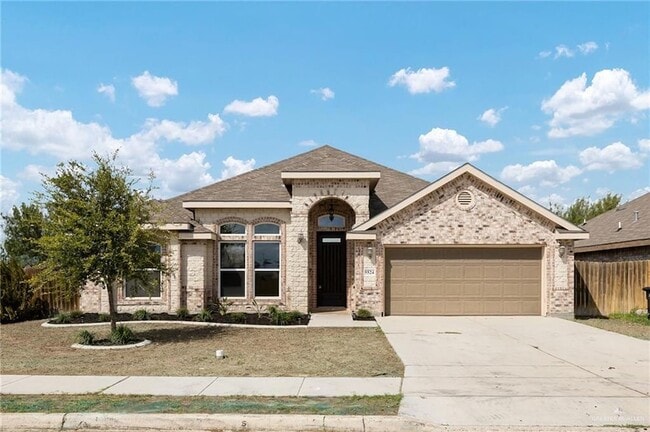 5524 Xenops Ave