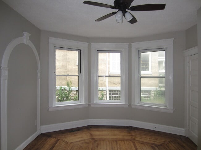 Photo - 571-573 Howell Unit Howell #1