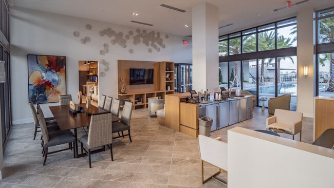 Photo - MOTIF AT FLAGLER VILLAGE