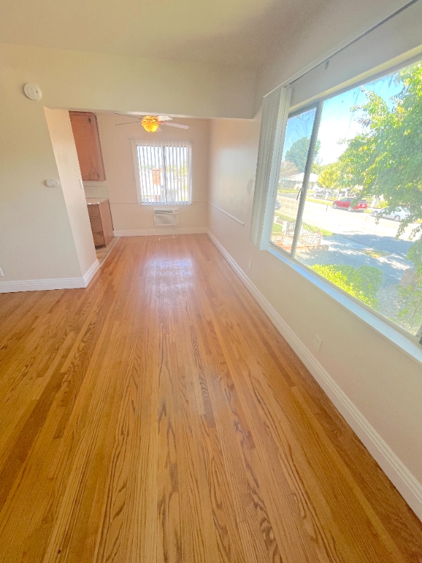 Photo - 513 W G St Unit 513