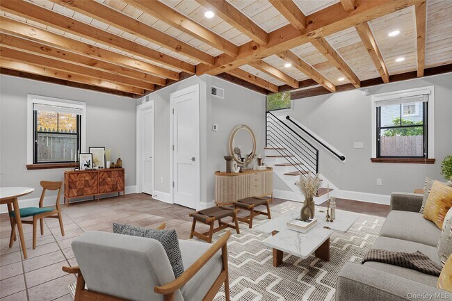 Photo - 52 Ackerman St