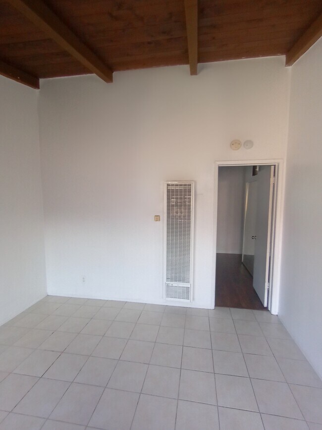 Photo - 12907 Danbrook Dr Unidad 12907