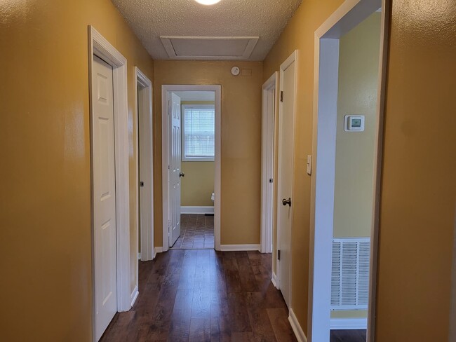 Photo - 3914 Mc Vay St SW