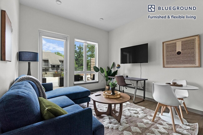 Photo - 11903 NE 128th St Unit FL1-ID685