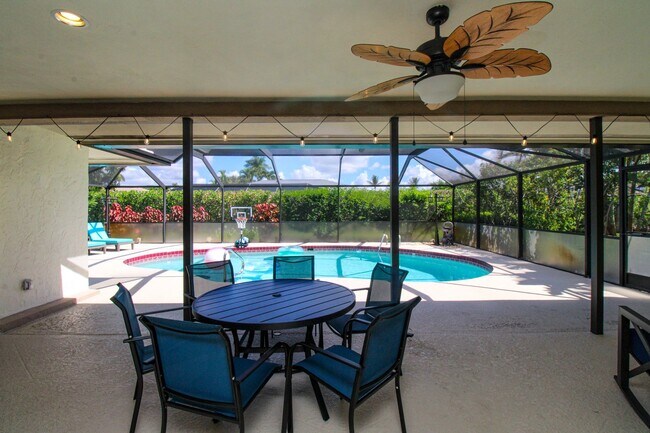 Photo - ** 3 BED\2 BATH SINGLE FAMILY HOME WITH PRIVATE HEATED POOL ** LELY GOLF ESTATES IN NAPLES FL ** ...