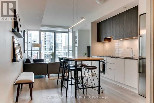 Photo - 120 Parliament St Unit 1313