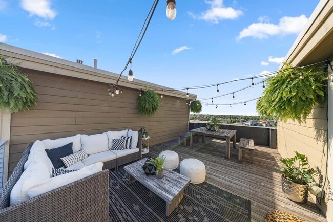 Photo - 492 Bluestem Cir