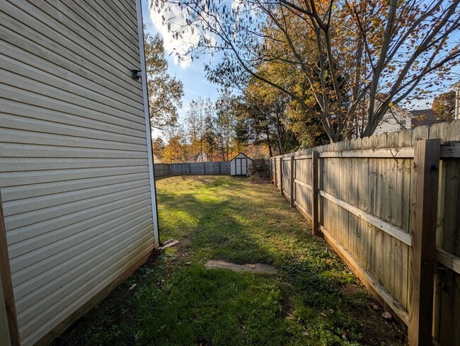 Photo - 2613 Zola Dr