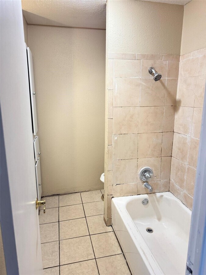 Photo - 7818 Grove Ridge Dr