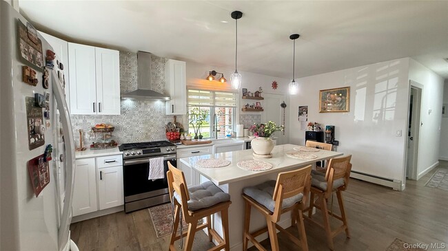 Photo - 60 Ryerson Rd