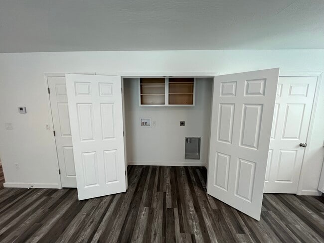 Photo - 949 St Louis St