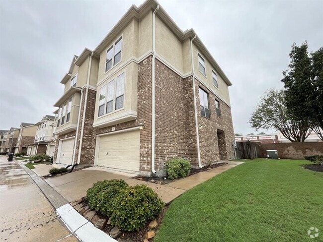 Building Photo - 7814 Stoneyway Dr Rental