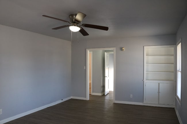 Photo - 250 Senisa Dr Unit 1