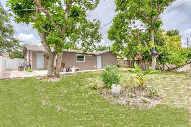 Photo - 9696 SW 1st Pl