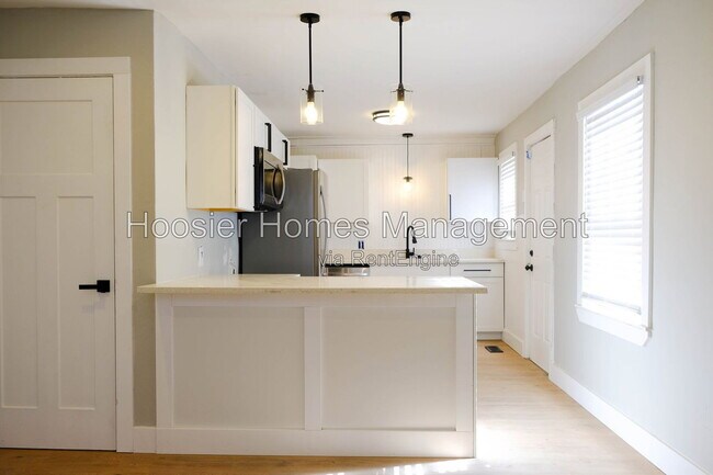4225 Crittenden Ave