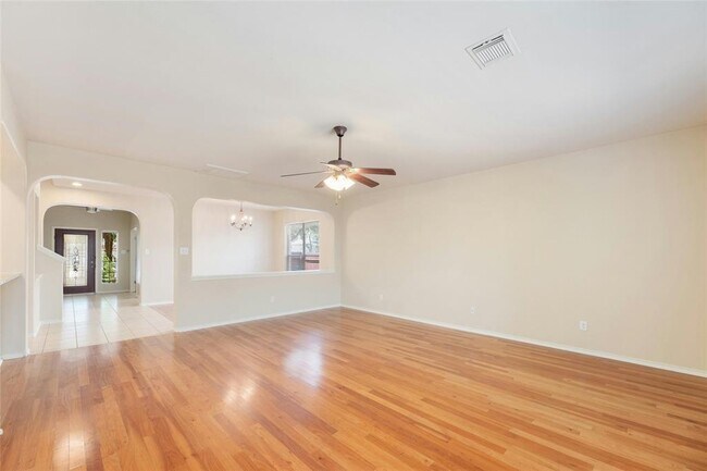 Photo - 3720 Pine Needle Cir