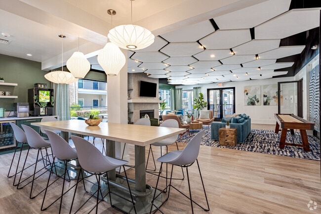 Building Photo - Town Center Crossing Rental