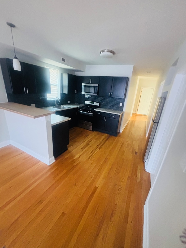 Photo - 6847 S Indiana Ave Unidad 3f