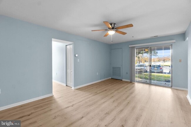 Building Photo - 8378 Montgomery Run Rd Unit D