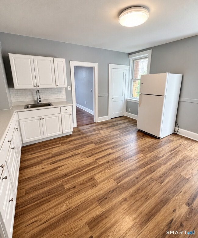 14 Portland St Unit 1