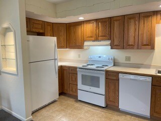 Photo - 3830 Green Meadow Dr Unidad 2