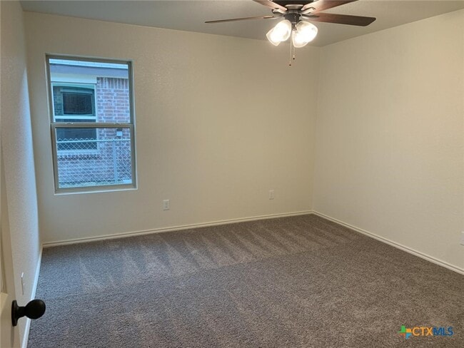 Building Photo - 2412 Alterman Dr