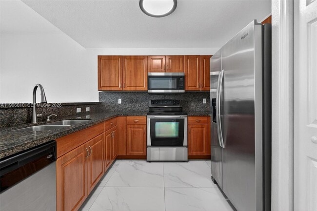 Photo - 11103 NW 83rd St Unit 204