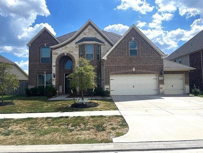 Building Photo - 12714 Fall Lott Dr