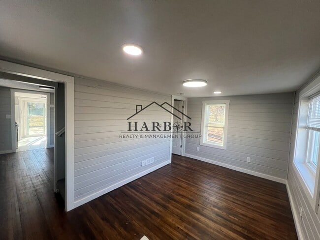 Photo - Newly Remodeled 2 Bedroom + Bonus Room Home