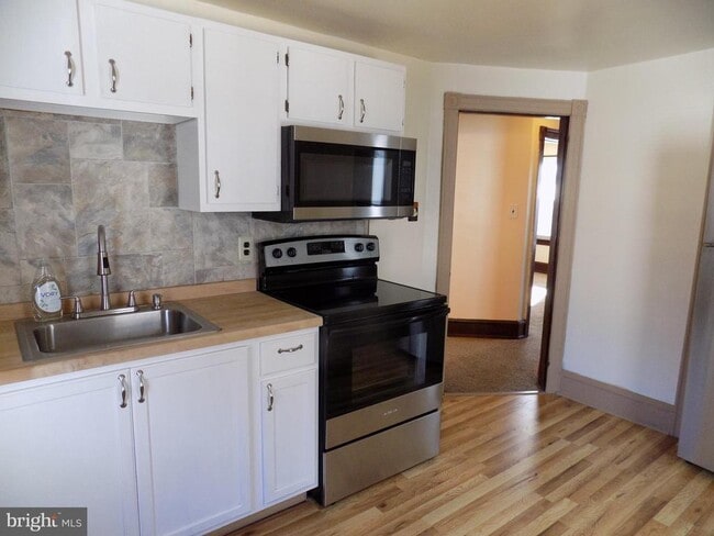 Photo - 53 Sunset Ave