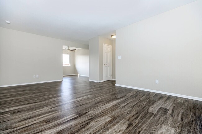 Photo - Meadowood Place Apartment Homes