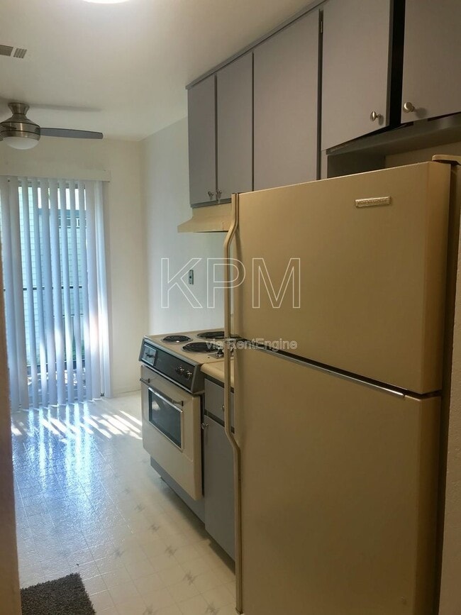 Photo - 445 Almond Dr Unit 64