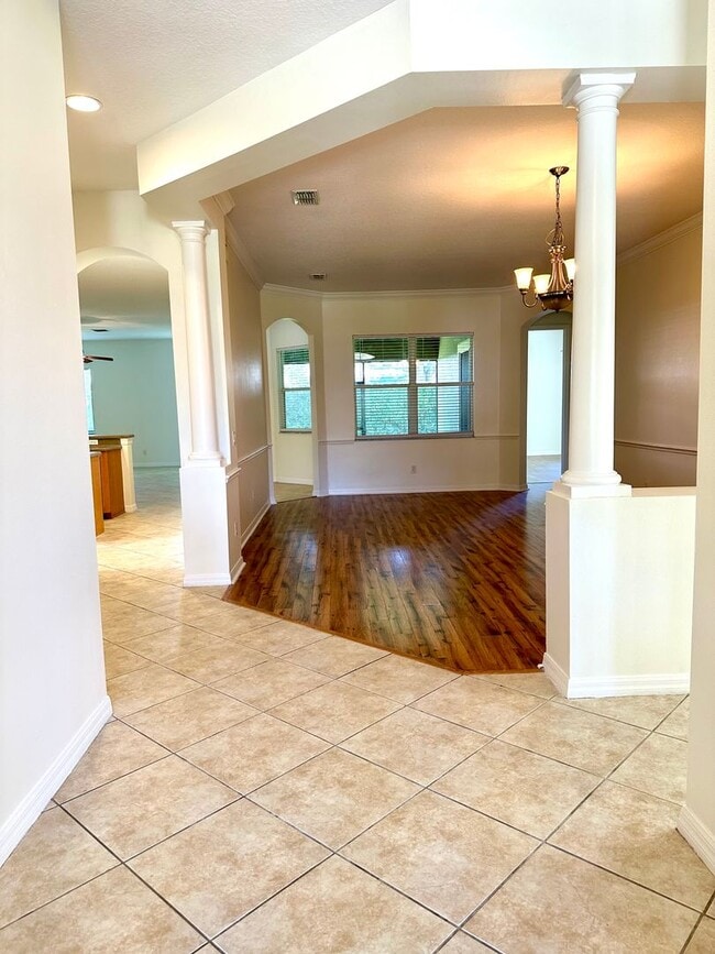 Photo - 4/2 Windermere Home Located in Providence