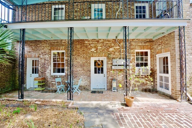 Photo - 21 Archdale St Condo Unit H