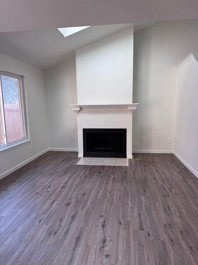 Photo - 92 Quinn Ave