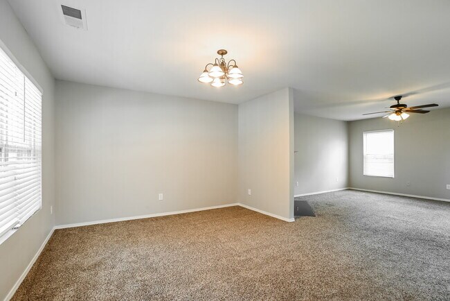Photo - 12034 Red Leaf Dr