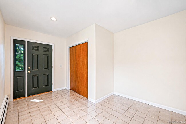 Photo - 1394 Main Rd