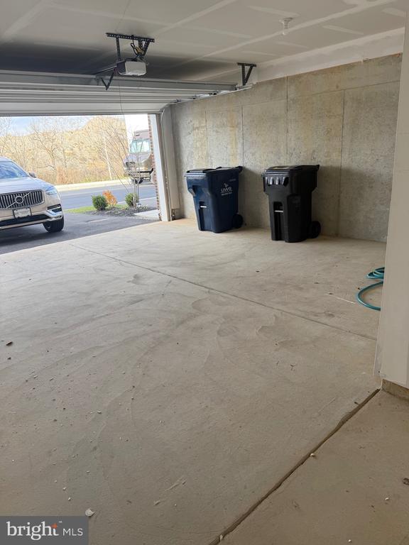 Photo - 83 Four Leaf Dr