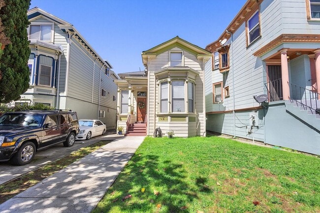 Photo - 1431 Linden St Unit 1431 Linden St #B - LU