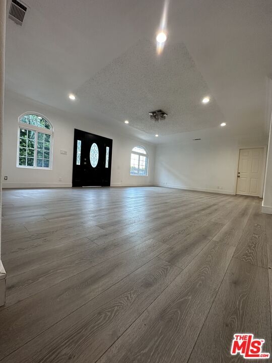 6742 Radford Ave