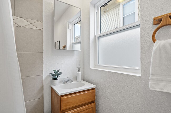 Photo - 764 59th St Unit 1