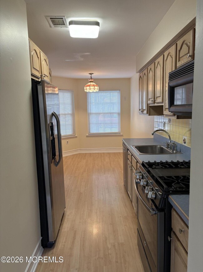 Photo - 37 Atlantis Terrace